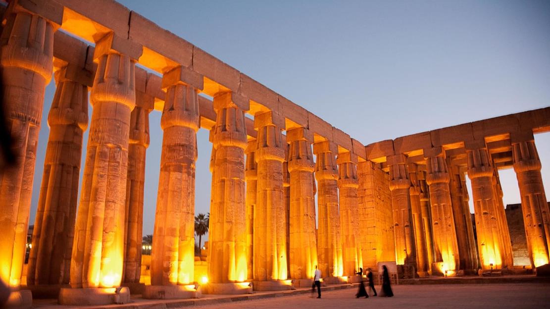 https://traveltopchoice.com/wp-content/uploads/2024/11/الأقصر-1.jpg
