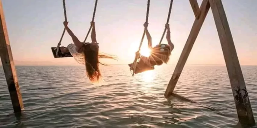 https://traveltopchoice.com/wp-content/uploads/2024/11/منظر-غروب-جزيرة-اورانج-باي-pqf4ecpnp052jgxa6og8uwwoszsgwhrzwqkiiaq4ys.webp