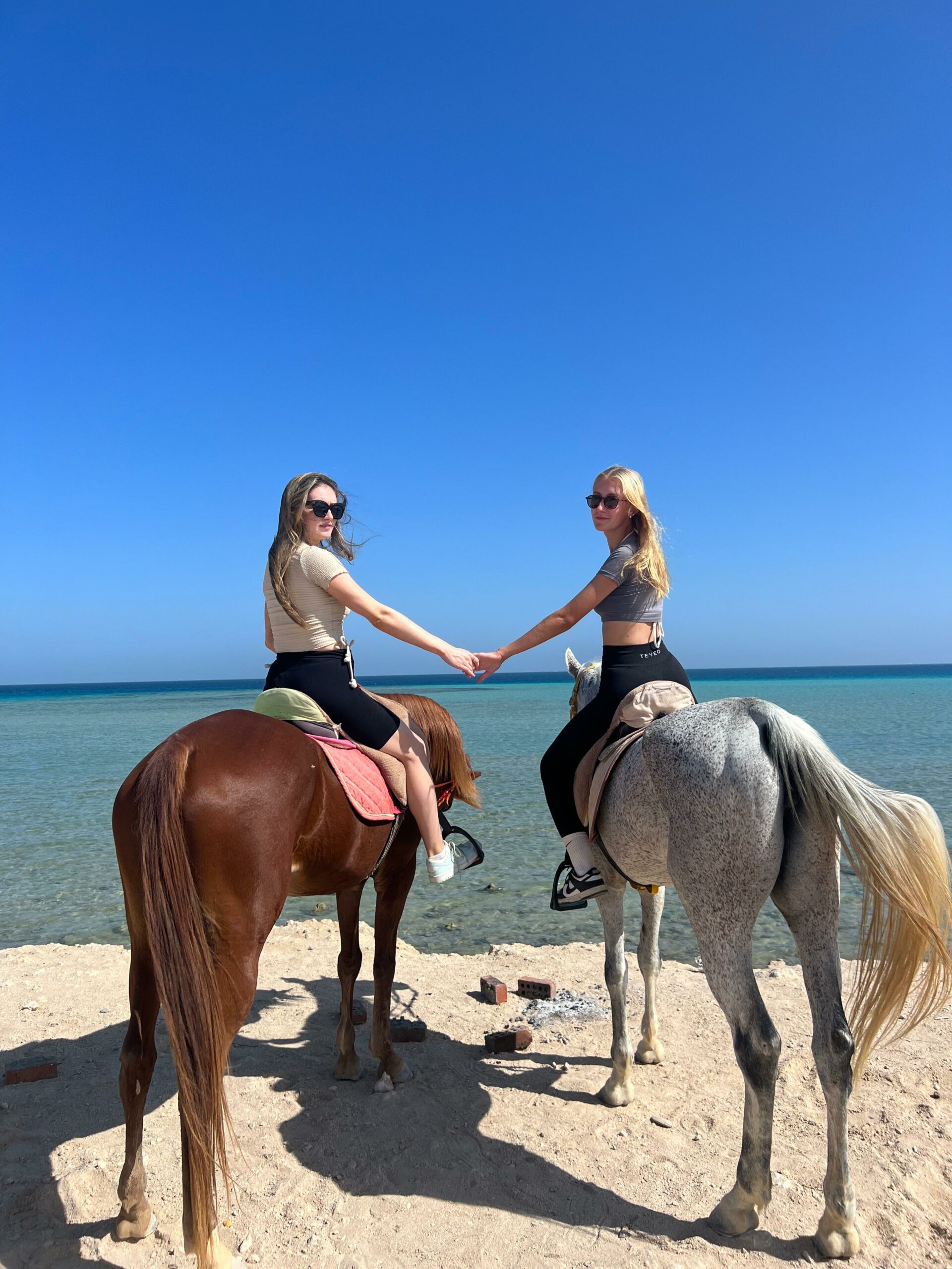 https://traveltopchoice.com/wp-content/uploads/2024/12/df493c5e-1969-481b-aee3-455da135f34e-scaled-1.jpg